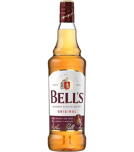 Amazon.co.jp: J&B レア [ ウイスキー イギリス 700ml ] : 食品・飲料
